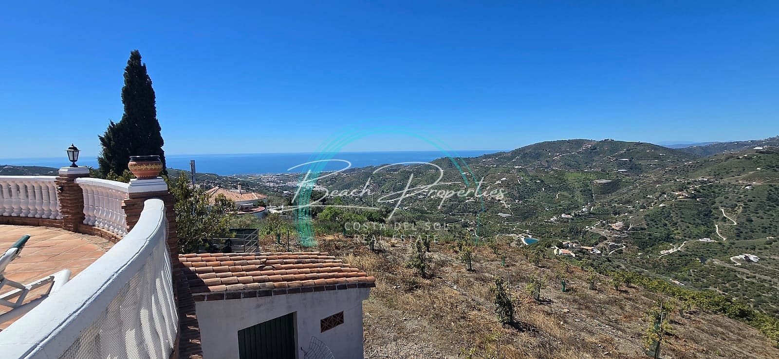 3 soveværelse Byhus til leje i Torrox med swimmingpool garage - € 1.700 (Ref: 9735884)