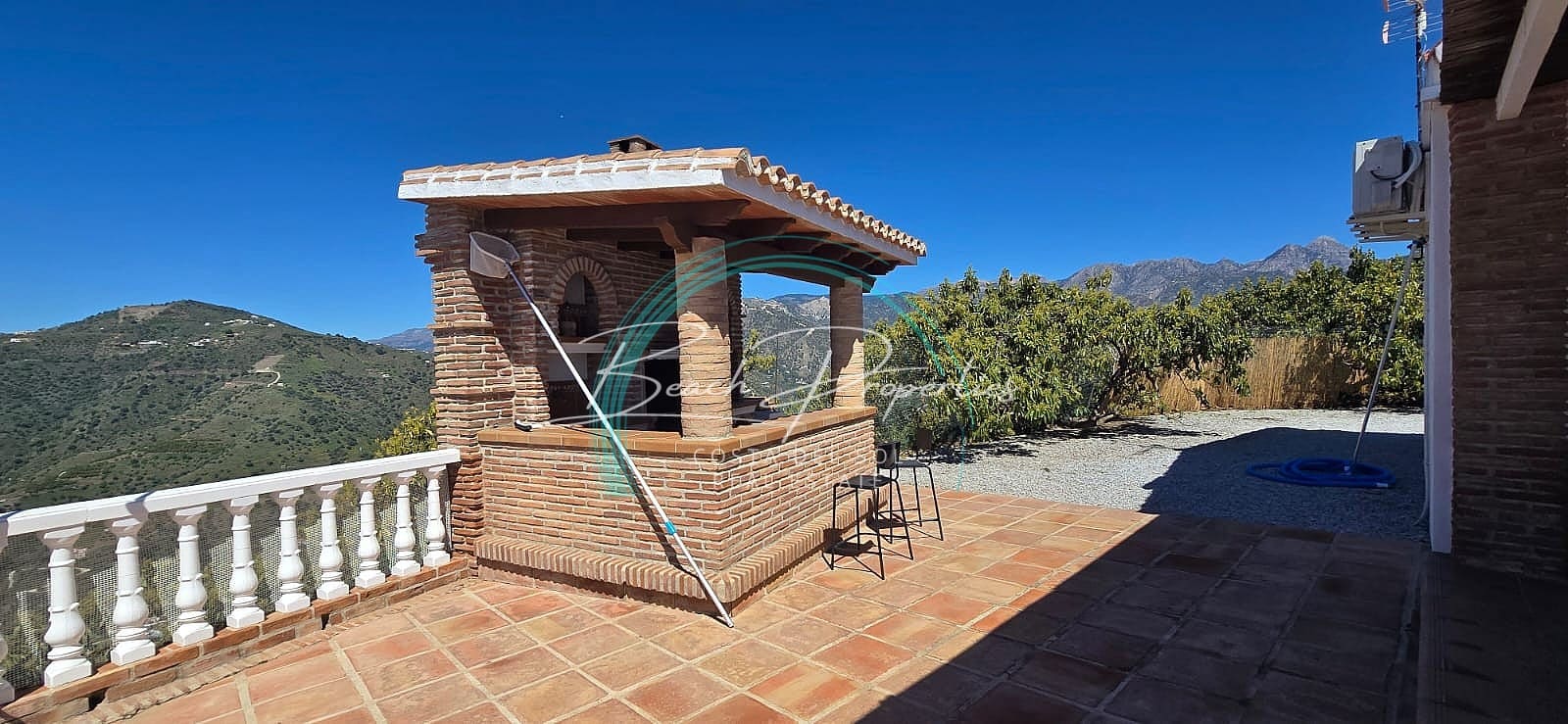 3 soveværelse Byhus til leje i Torrox med swimmingpool garage - € 1.700 (Ref: 9735884)