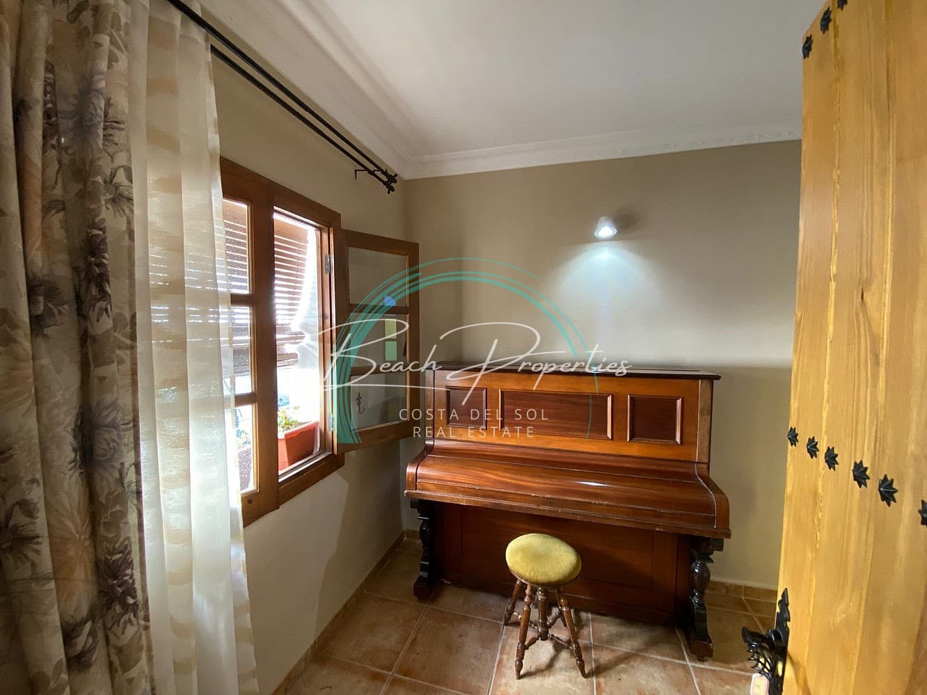 2 bedroom Apartment for rent in Frigiliana - € 750 (Ref: 9736005)