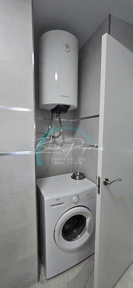 2 soveværelse Lejlighed til leje i Torrox-Costa - € 900 (Ref: 9747465)