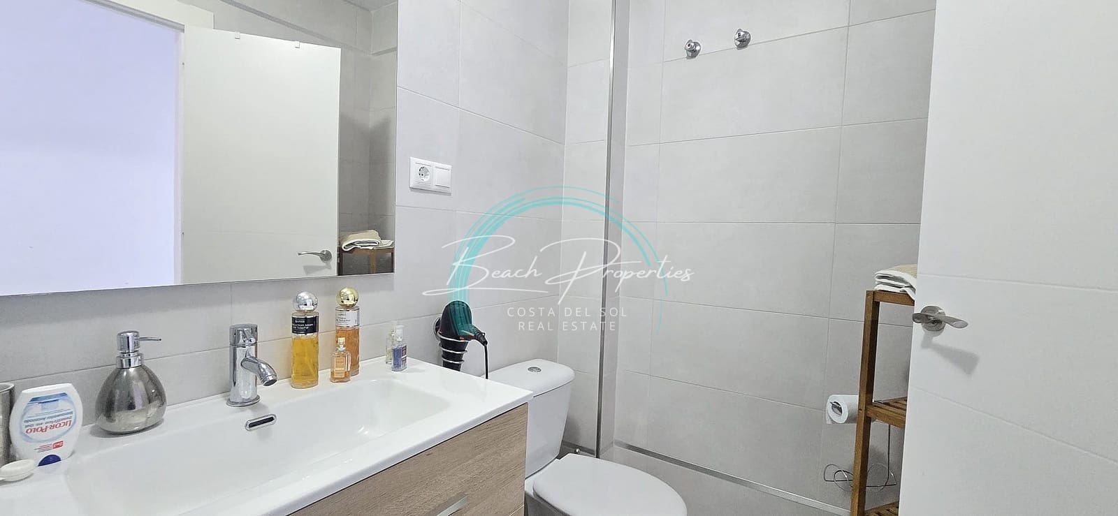 2 soveværelse Lejlighed til leje i Torrox-Costa - € 900 (Ref: 9747465)