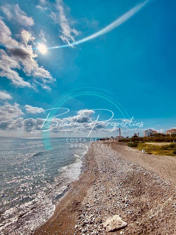 3 soveværelse Lejlighed til salg i Torrox-Costa med garage - € 319.000 (Ref: 9752563)