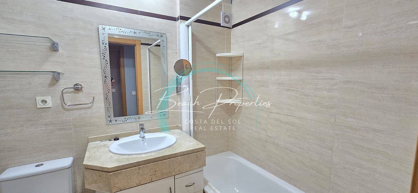 3 bedroom Apartment for sale in Torrox-Costa with garage - € 319,000 (Ref: 9752563)