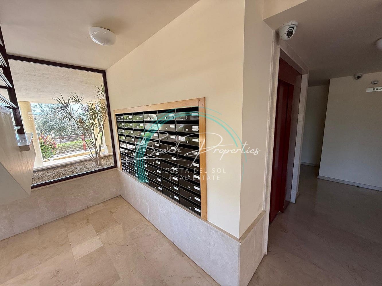 2 soveværelse Lejlighed til leje i Torrox-Costa med swimmingpool garage - € 950 (Ref: 9775983)