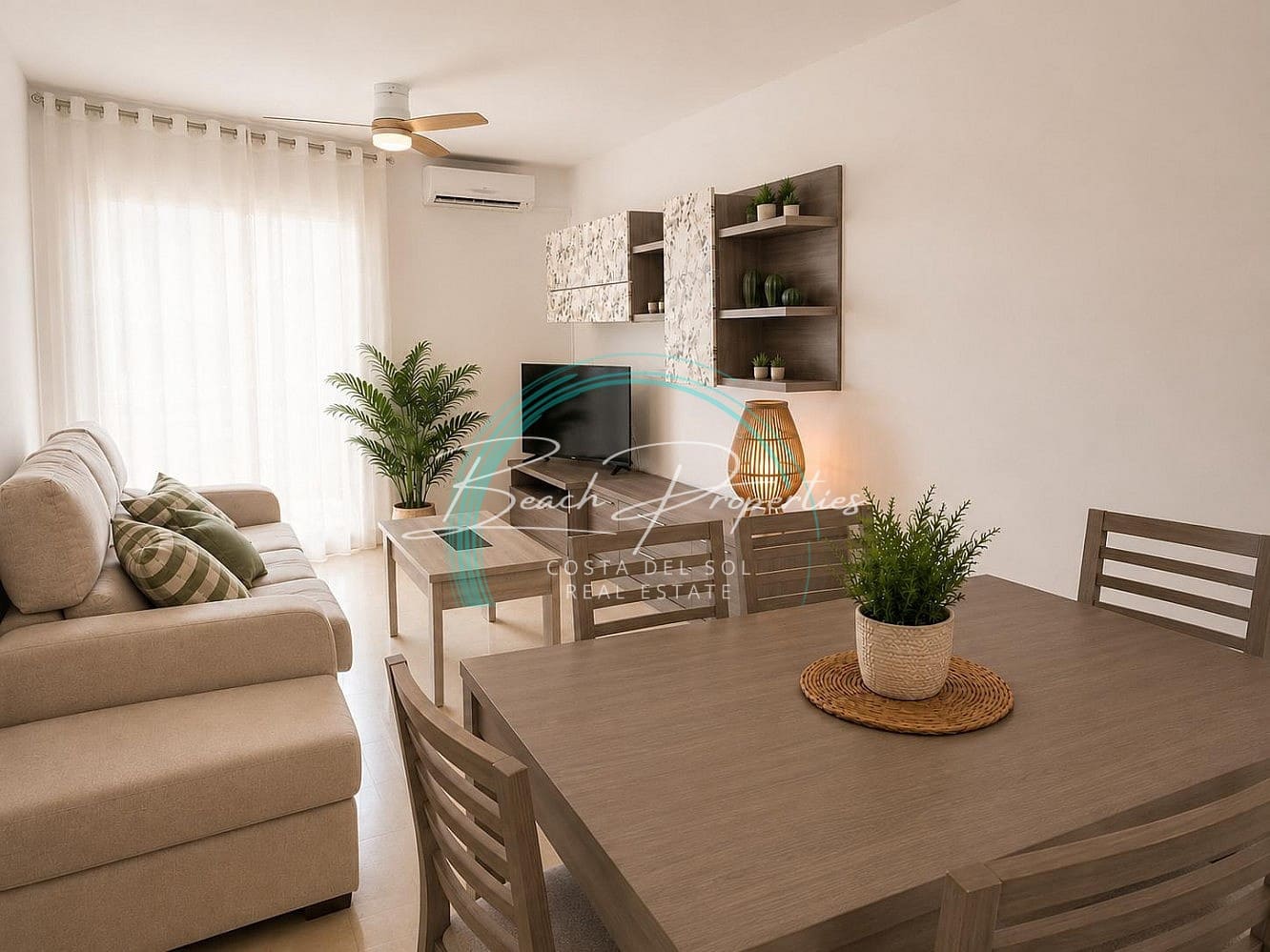 Appartement de 2 chambres à louer à Torrox-Costa avec piscine garage - 950 € (Ref: 9775983)