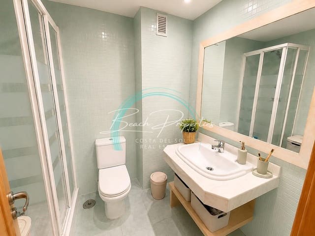 2 slaapkamer Appartement te huur in Torrox-Costa, Torrox met zwembad garage - € 950 (Ref: 9775983)
