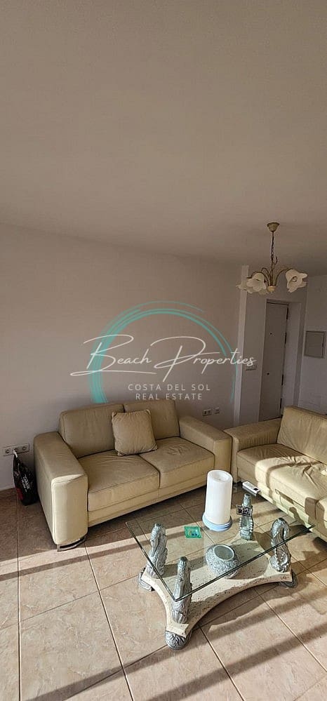 4 sypialnia Willa na sprzedaż w Torrox z basenem garażem - 370 000 € (Ref: 9784760)