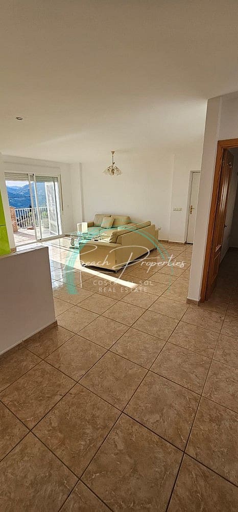4 sypialnia Willa na sprzedaż w Torrox z basenem garażem - 370 000 € (Ref: 9784760)