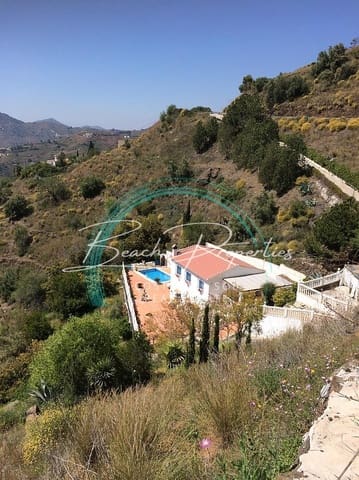 4 makuuhuone Huvila myytävänä paikassa Torrox Pueblo, Torrox mukana uima-altaan - 365 000 € (Ref: 9816289)