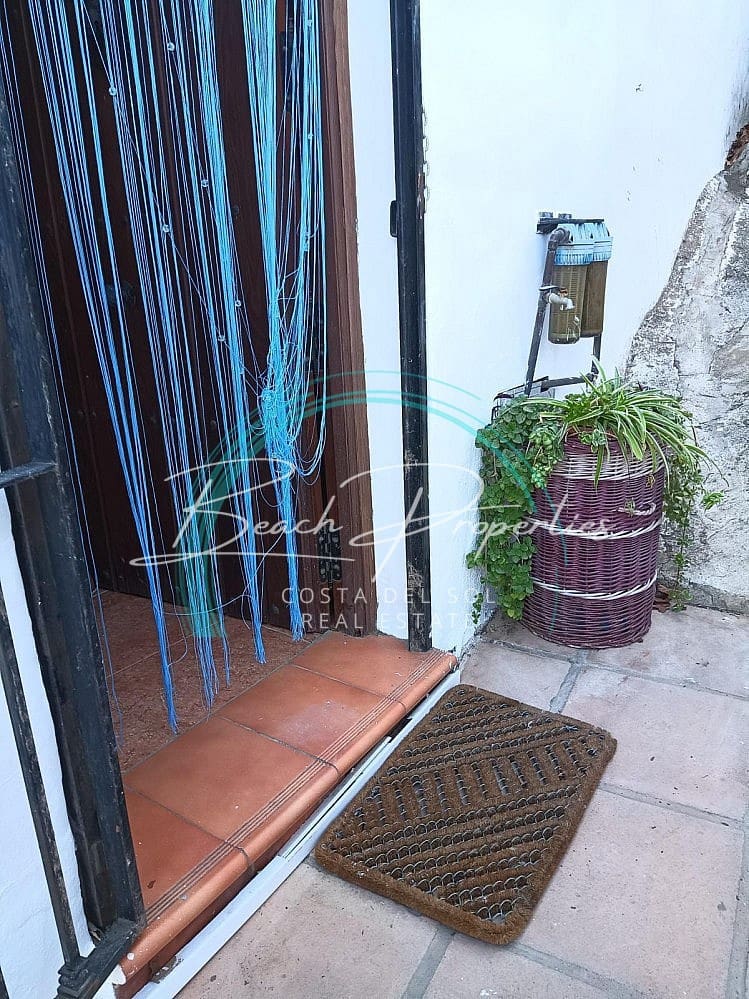 1 sypialnia Willa na sprzedaż w Torrox - 99 000 € (Ref: 9821685)