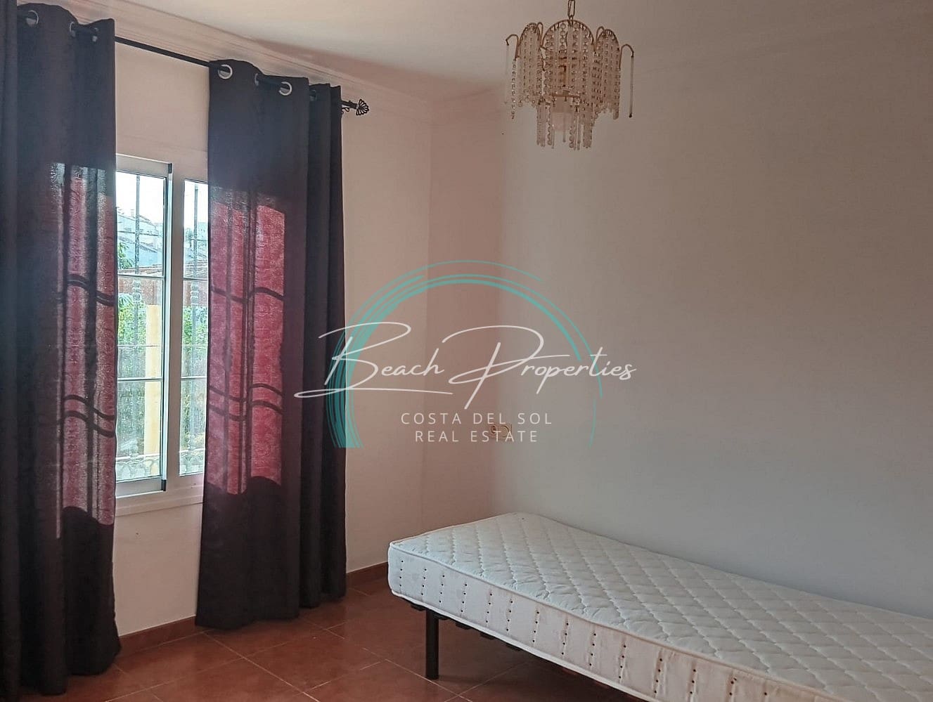 1 soverom Villa til salgs i Nerja med svømmebasseng garasje - € 475 000 (Ref: 9824356)