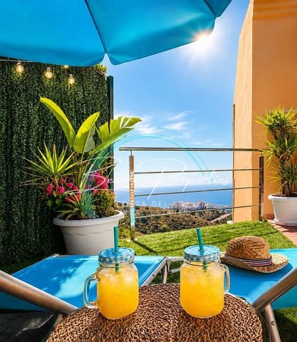 3 soveværelse Byhus til leje i El Peñoncillo, Torrox med swimmingpool garage - € 1.950 (Ref: 9850772)