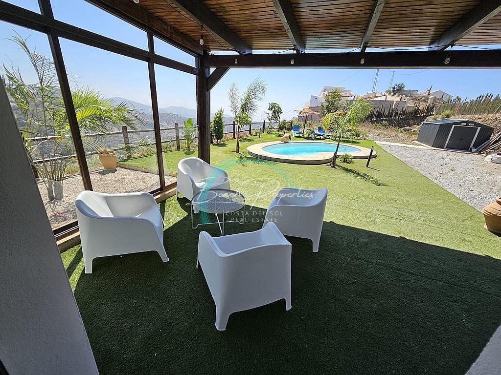 1 soverom Hus til leie i Torrox med svømmebasseng garasje - € 1 200 (Ref: 9858570)