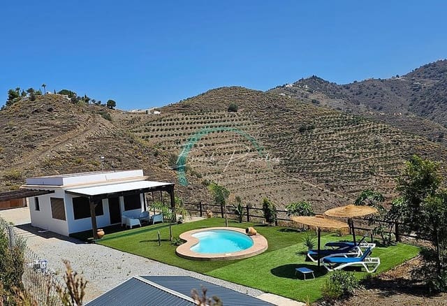 1 soverom Hus til leie i Torrox Pueblo, Torrox med svømmebasseng garasje - € 1 200 (Ref: 9858570)