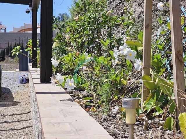 1 soverom Hus til leie i Torrox Pueblo, Torrox med svømmebasseng garasje - € 1 200 (Ref: 9858570)