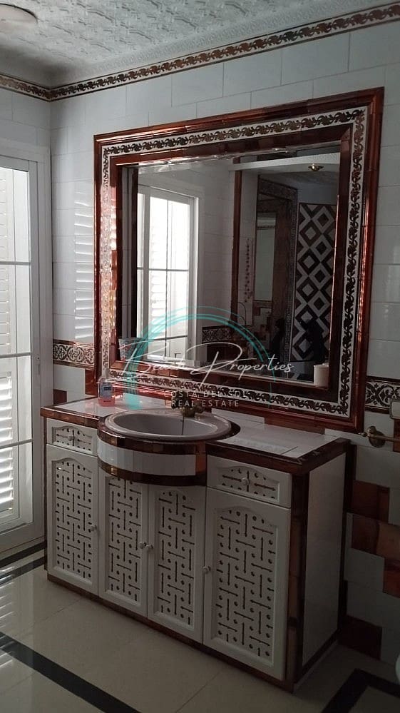 3 soverom Hus til leie i Nerja med garasje - € 1 500 (Ref: 9872824)