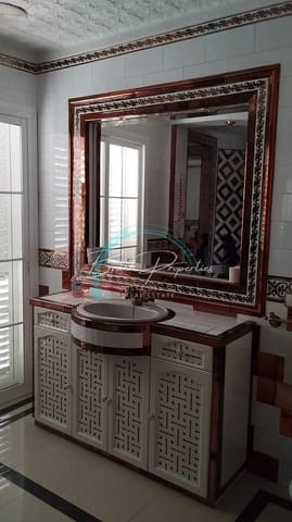 3 soverom Hus til leie i Centro, Nerja med garasje - € 1 500 (Ref: 9872824)