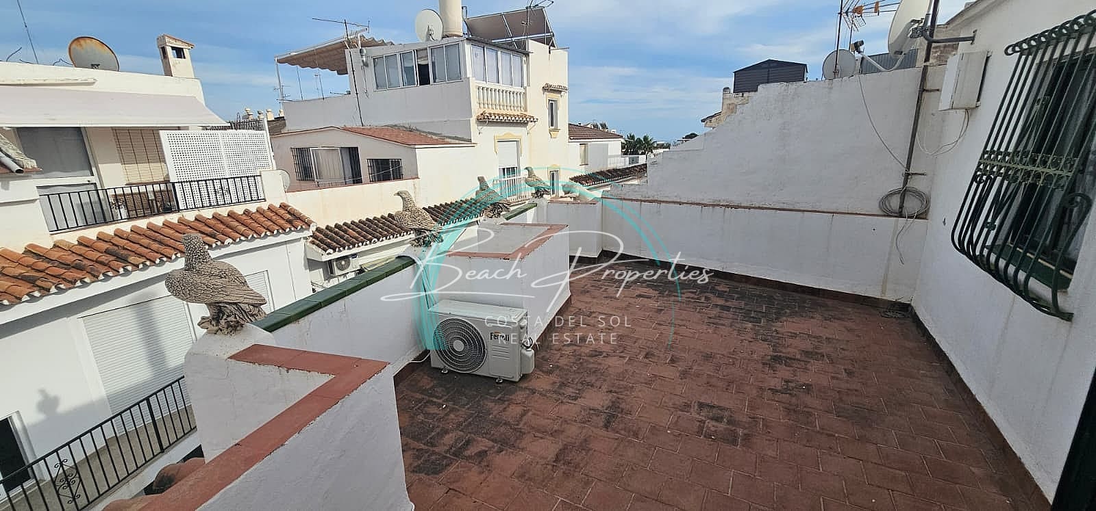 3 bedroom Townhouse for rent in Nerja with garage - € 1,500 (Ref: 9872824)