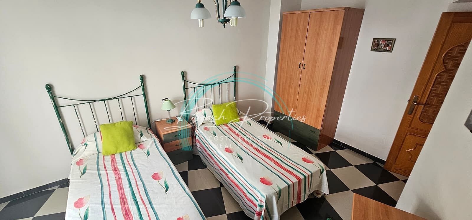 3 bedroom Townhouse for rent in Nerja with garage - € 1,500 (Ref: 9872824)