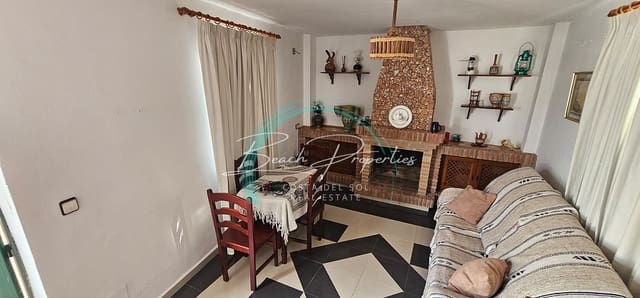 3 soveværelse Byhus til leje i Centro, Nerja med garage - € 1.500 (Ref: 9872824)