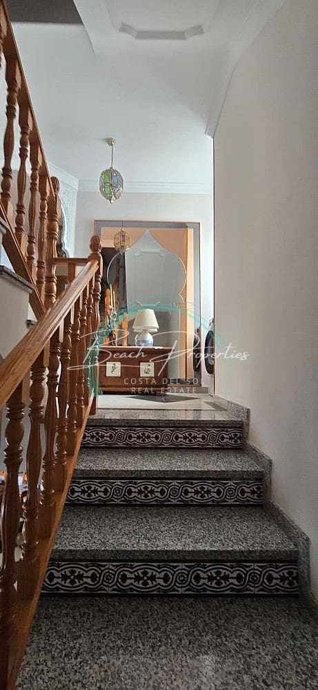 3 bedroom Townhouse for rent in Nerja with garage - € 1,500 (Ref: 9872824)