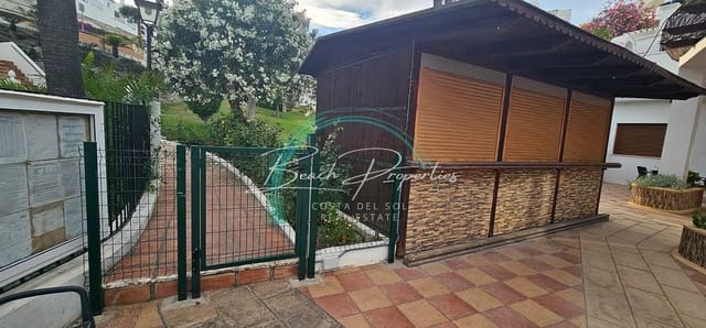 6 slaapkamer Appartement te koop in Burriana, Nerja met zwembad - € 1.485.000 (Ref: 9882199)
