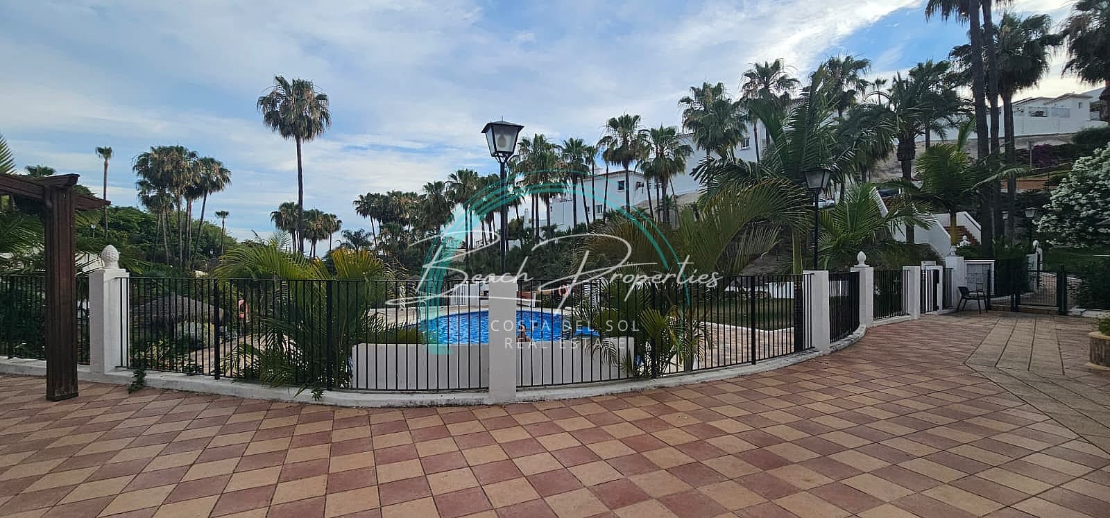 6 slaapkamer Appartement te koop in Nerja met zwembad - € 1.485.000 (Ref: 9882199)