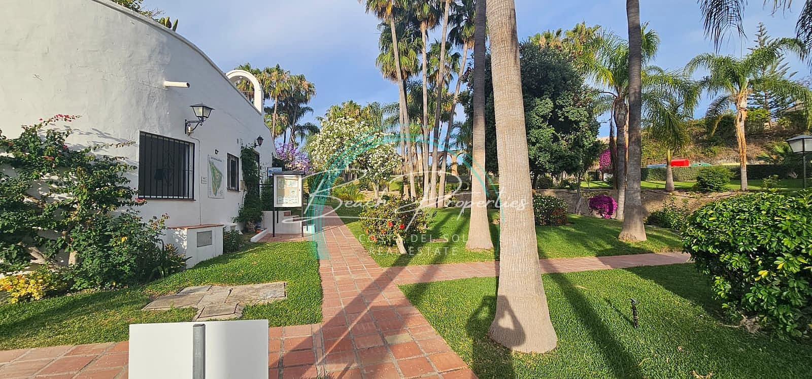 6 slaapkamer Appartement te koop in Nerja met zwembad - € 1.485.000 (Ref: 9882199)