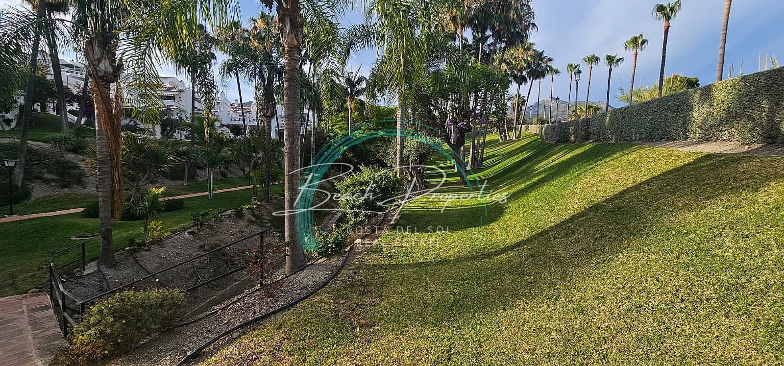 6 slaapkamer Appartement te koop in Nerja met zwembad - € 1.485.000 (Ref: 9882199)