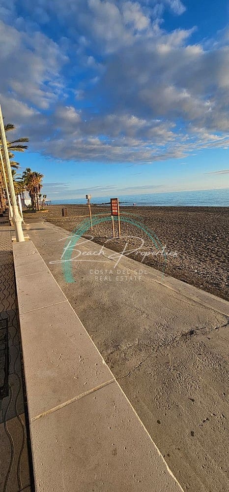 1 soveværelse Lejlighed til salg i Algarrobo Costa med swimmingpool - € 205.000 (Ref: 9946872)