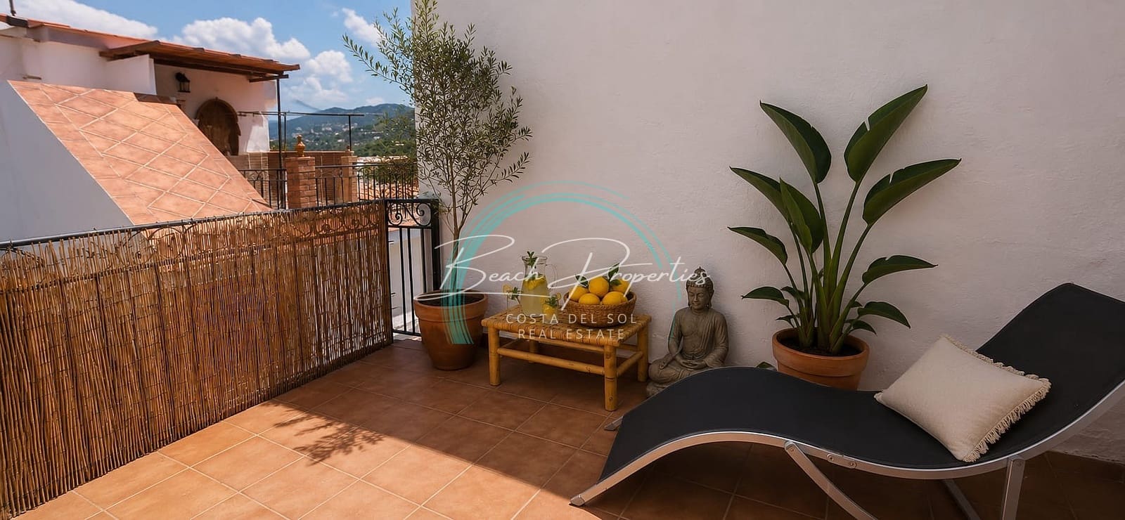 1 sypialnia Willa na sprzedaż w Sayalonga - 144 000 € (Ref: 9955642)