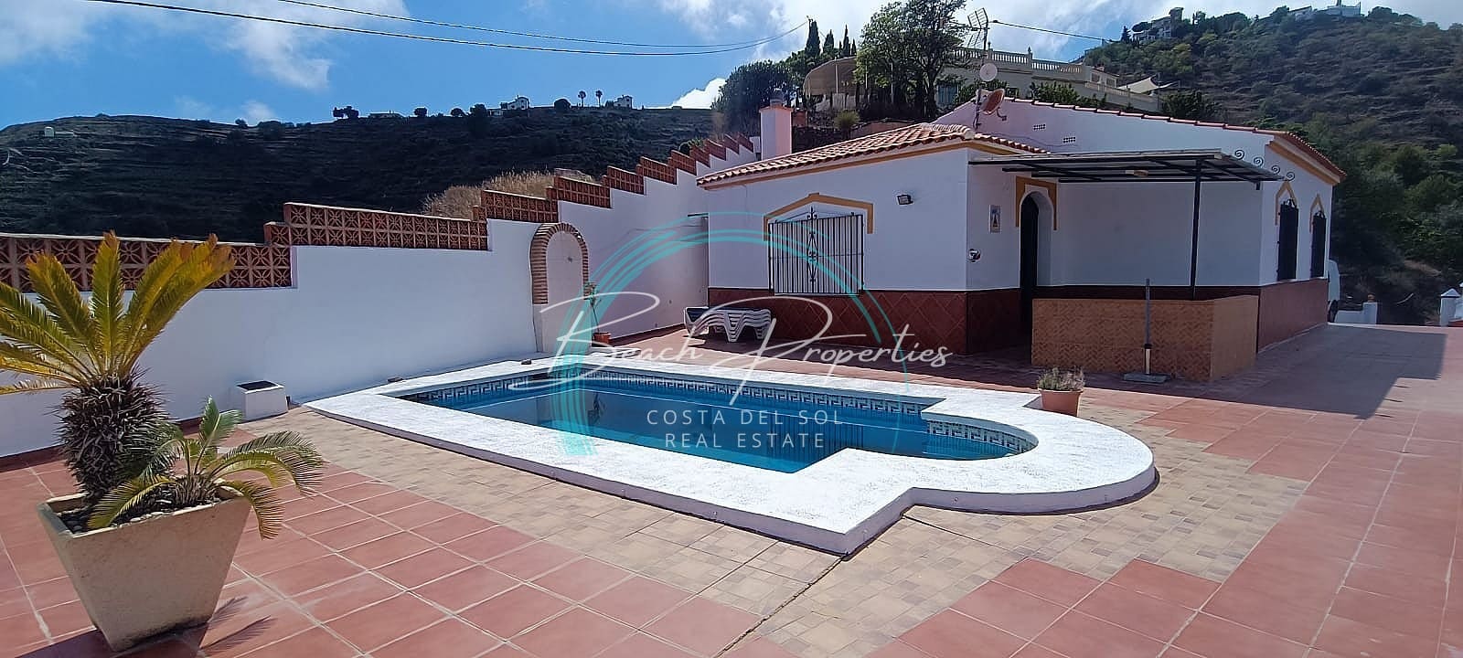 3 sovrum Hus att hyra i Torrox med pool garage - 1 200 € (Ref: 9965717)