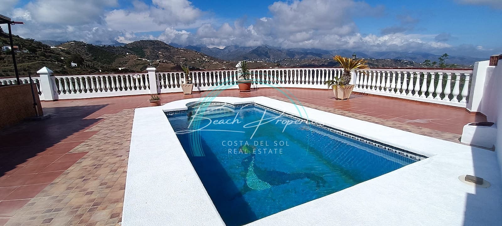 3 sovrum Hus att hyra i Torrox med pool garage - 1 200 € (Ref: 9965717)