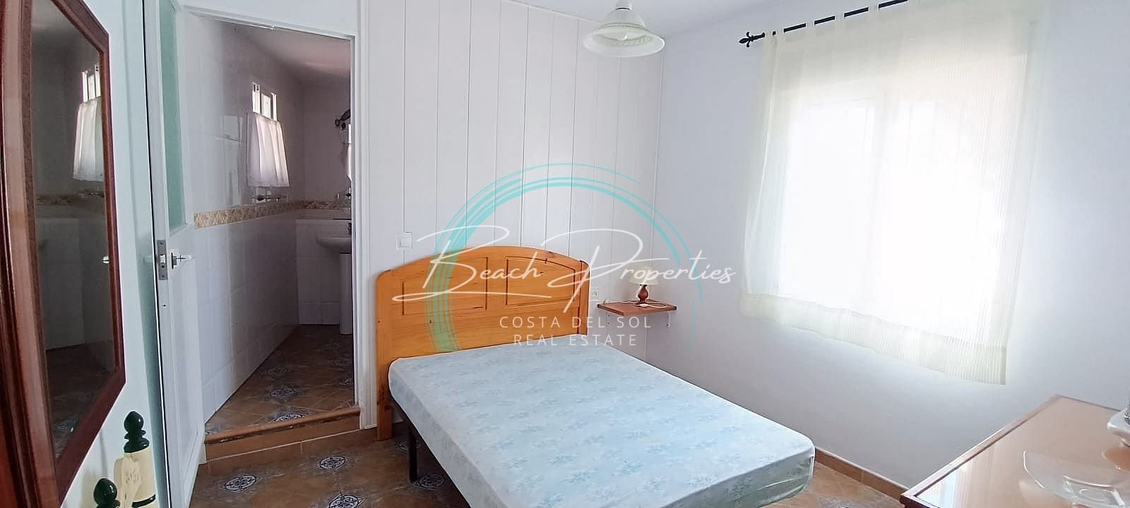 3 sovrum Hus att hyra i Torrox med pool garage - 1 200 € (Ref: 9965717)