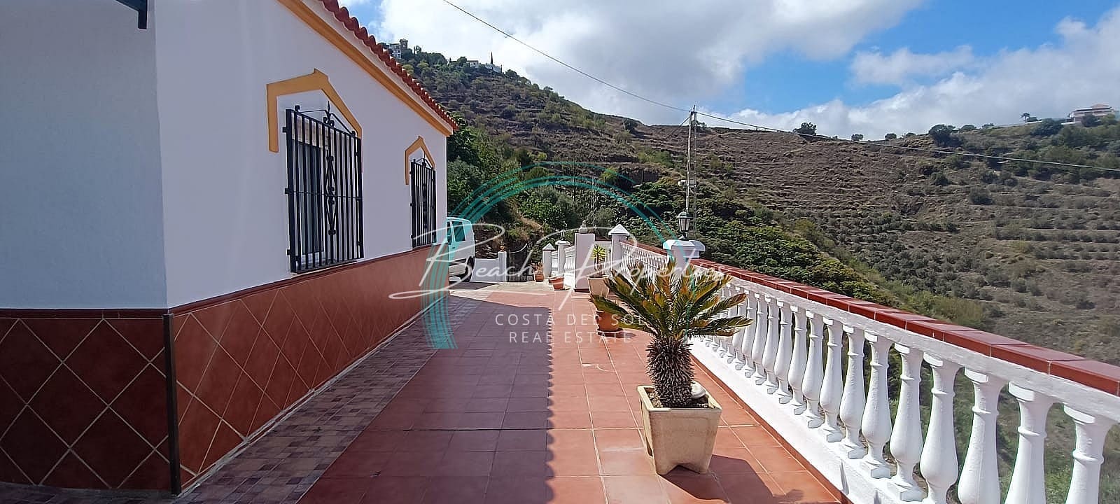 3 sovrum Hus att hyra i Torrox med pool garage - 1 200 € (Ref: 9965717)