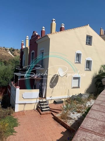 3 sypialnia Dom do wynajęcia w Centro, Nerja z basenem garażem - 1 350 € (Ref: 9989990)