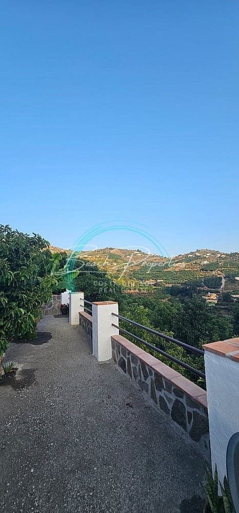 1 makuuhuone Maalaistalo vuokrattavana paikassa Torrox mukana uima-altaan 
autotalli - 750 € (Ref: 9994573)