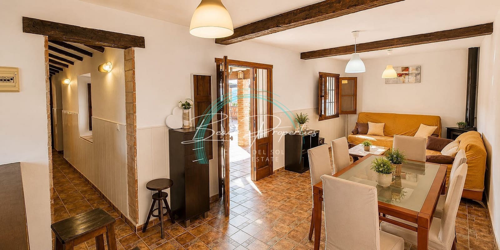 2 bedroom Townhouse for rent in Torrox with pool garage - € 1,400 (Ref: 9997529)