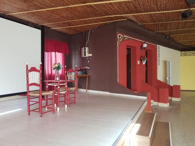 Commercial for sale in Alhaurín de la Torre - € 900,000 (Ref: 6263151)