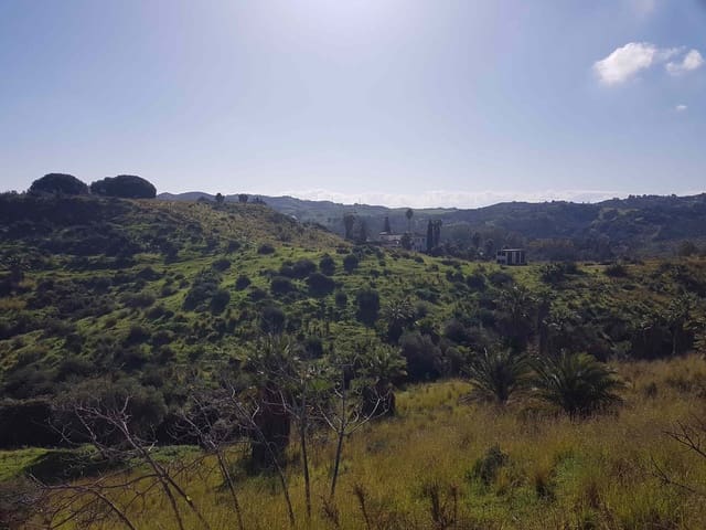 Finca/Herregård til salgs i Mijas Costa, Mijas - € 170 000 (Ref: 8788829)