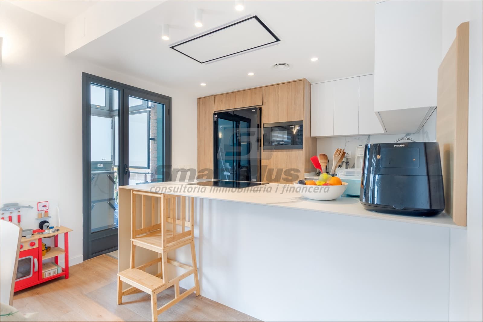 2 makuuhuone Kattohuoneisto myytävänä paikassa Barcelona kaupunki mukana 
autotalli - 865 000 € (Ref: 9795221)