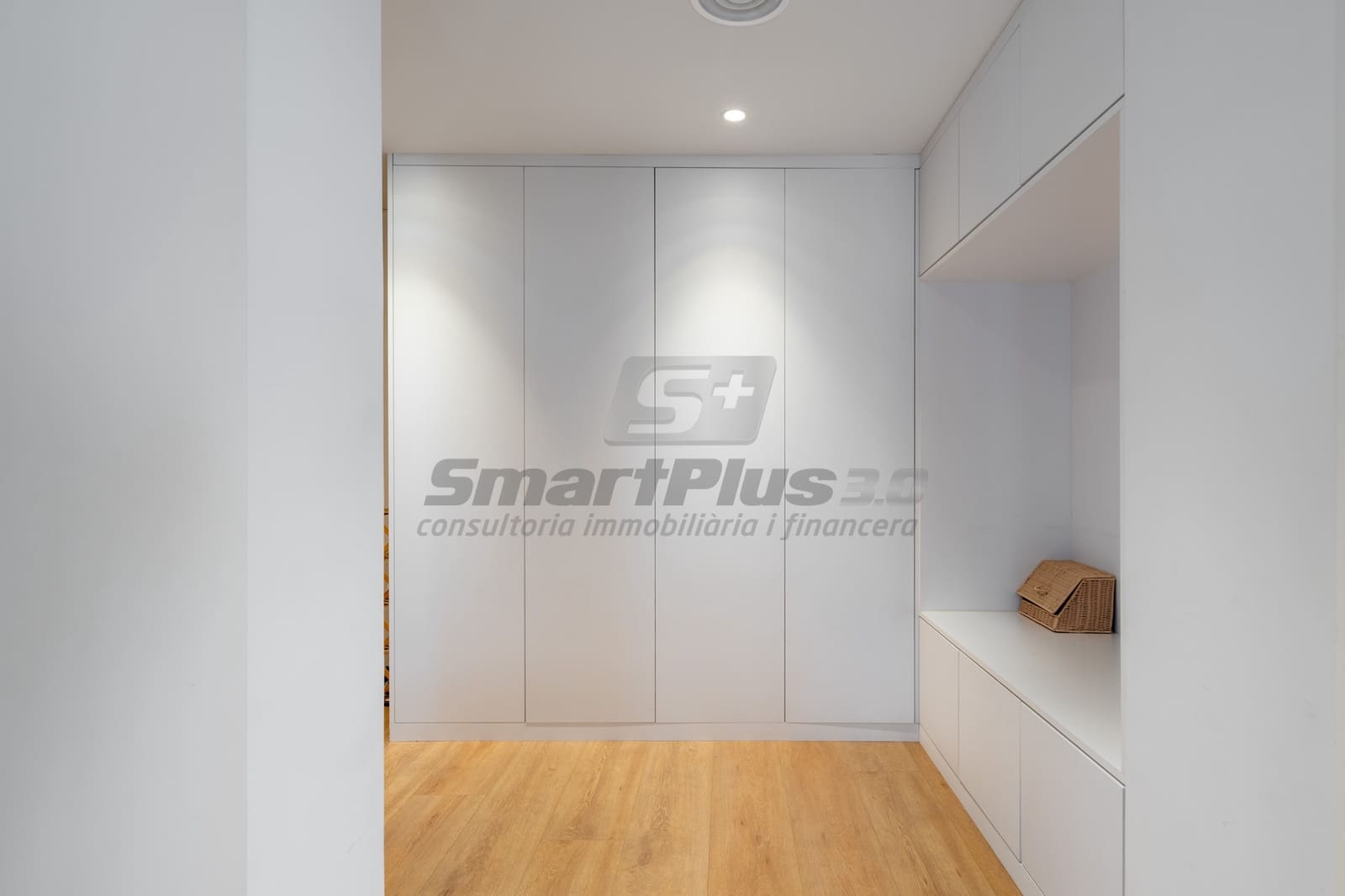 2 makuuhuone Kattohuoneisto myytävänä paikassa Barcelona kaupunki mukana 
autotalli - 865 000 € (Ref: 9795221)