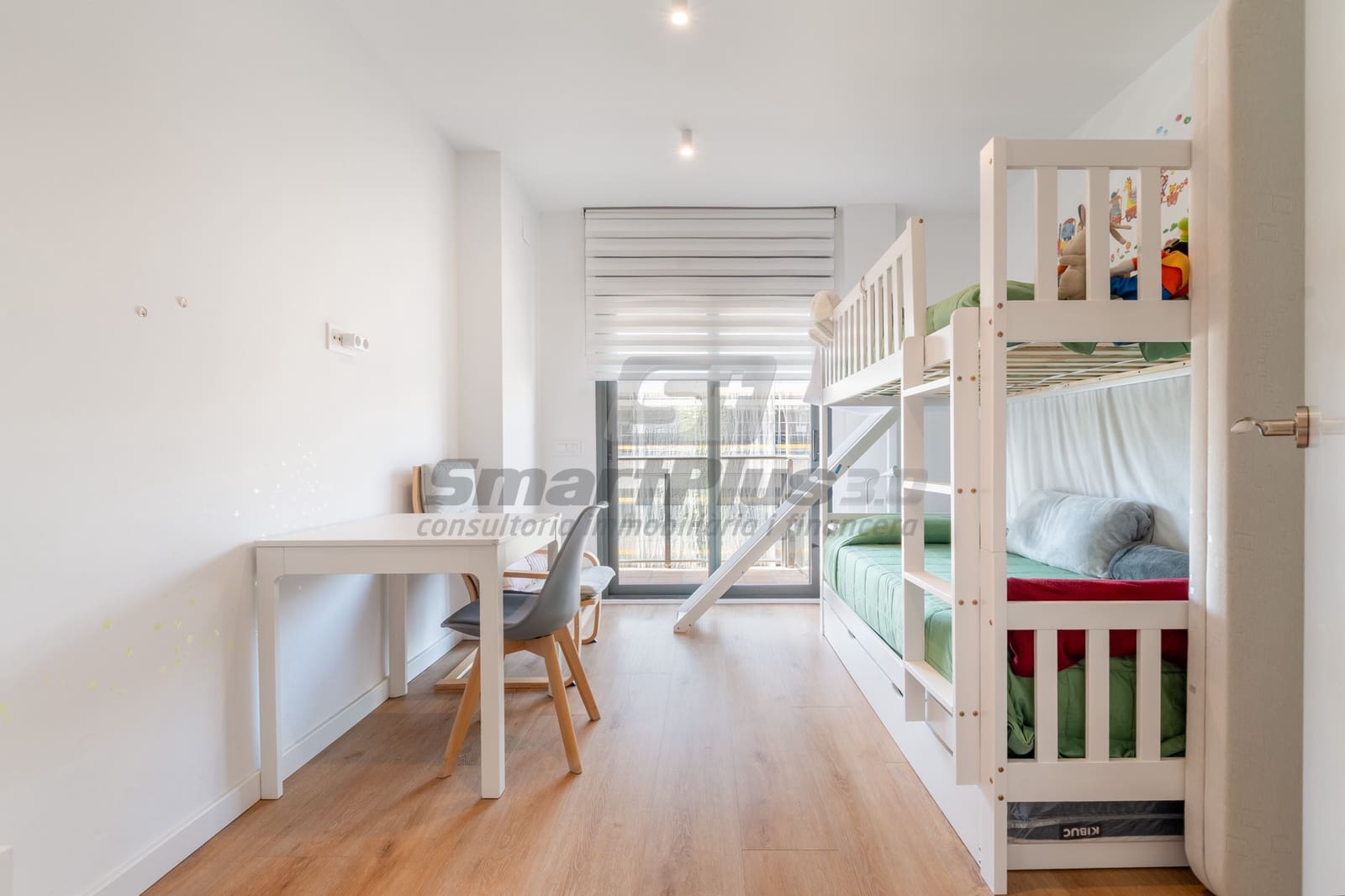 2 makuuhuone Kattohuoneisto myytävänä paikassa Barcelona kaupunki mukana 
autotalli - 865 000 € (Ref: 9795221)