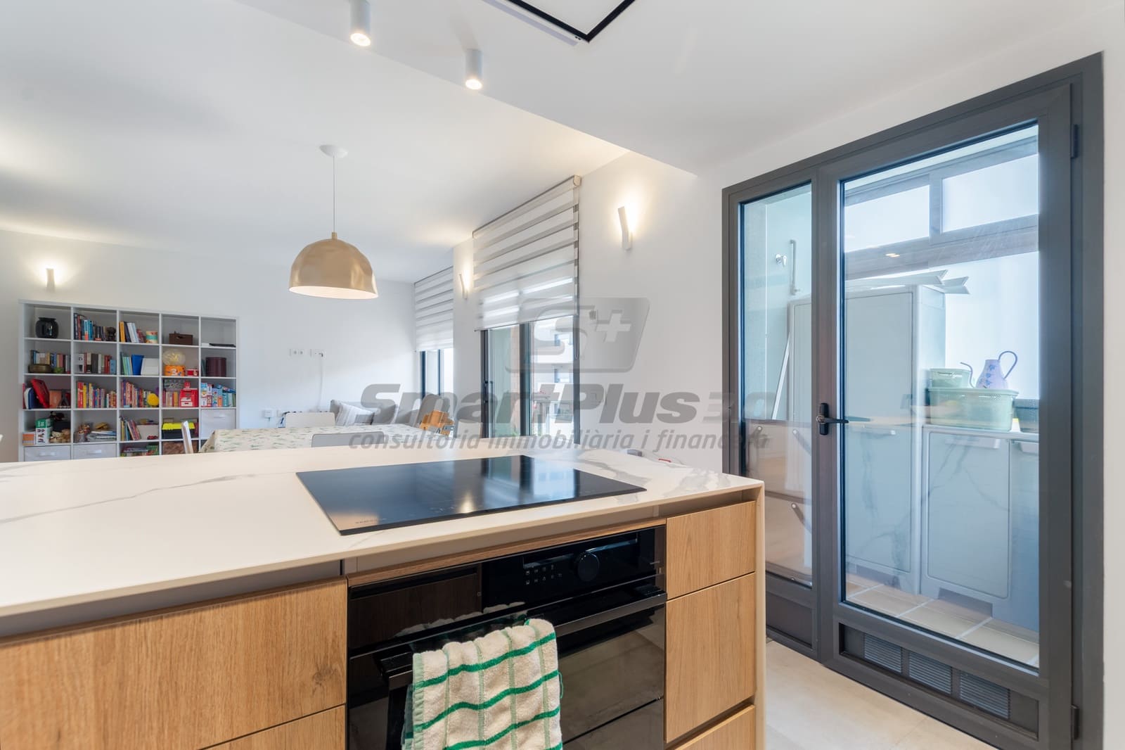 2 makuuhuone Kattohuoneisto myytävänä paikassa Barcelona kaupunki mukana 
autotalli - 865 000 € (Ref: 9795221)