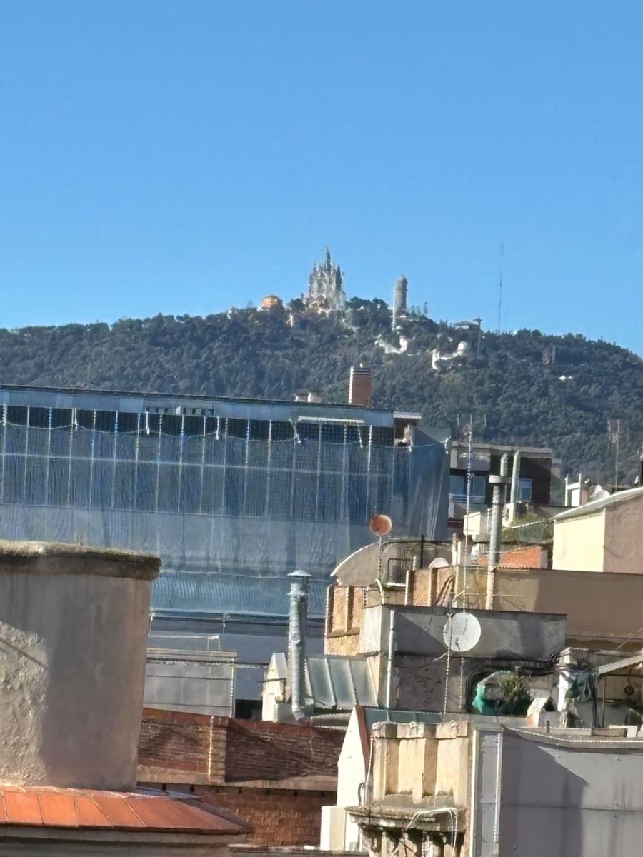 1 makuuhuone Kattohuoneisto myytävänä paikassa Barcelona kaupunki - 305 000 € (Ref: 9795309)