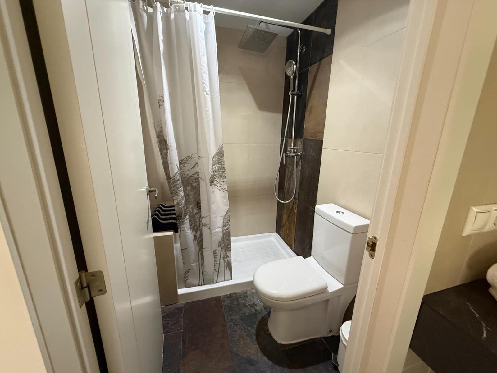 Penthouse de 2 chambres à louer à Alicante ville avec garage - 1 650 € (Ref: 10034044)