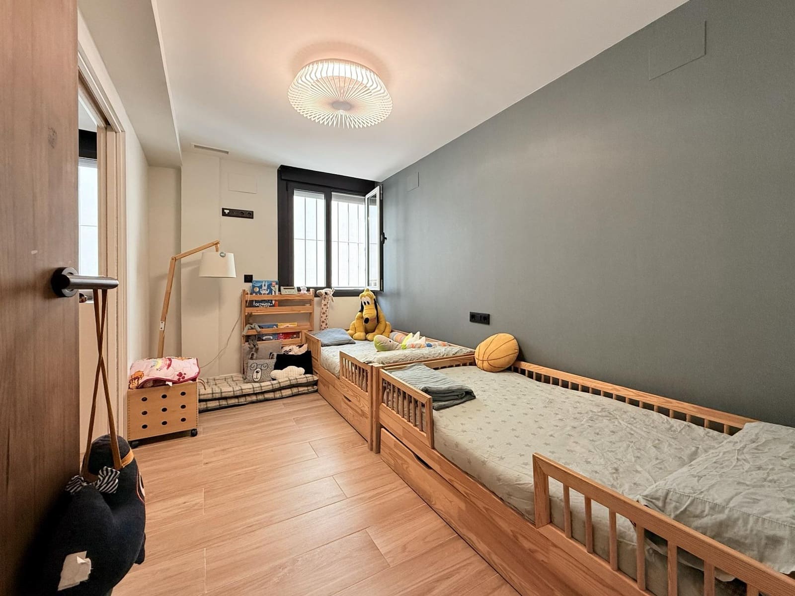 4 slaapkamer Flat te koop in Alicante stad met garage - € 590.000 (Ref: 10086248)