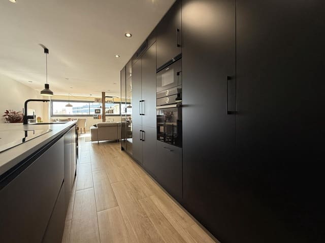 4 slaapkamer Flat te koop in Alicante stad met garage - € 590.000 (Ref: 10086248)