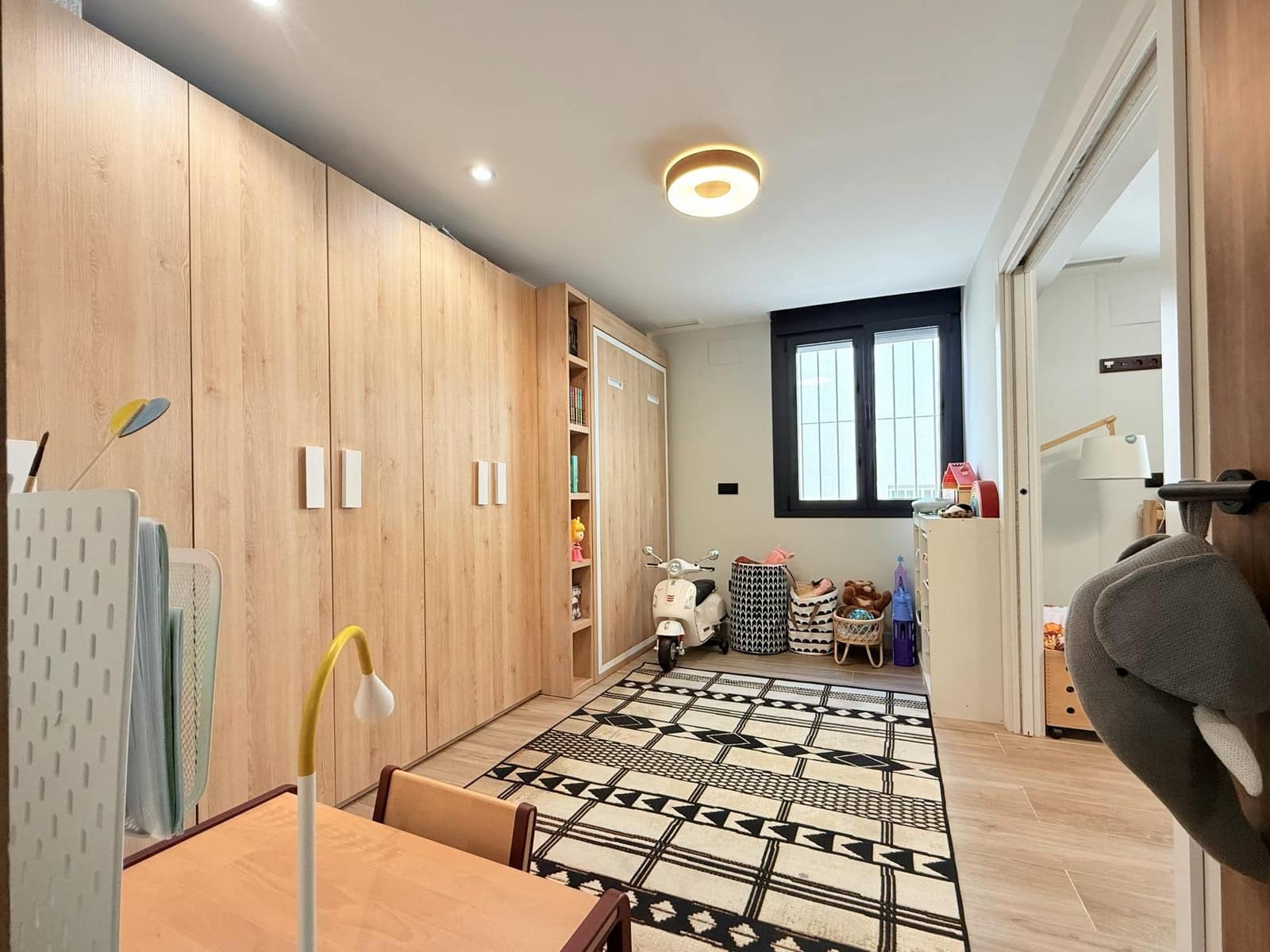 4 slaapkamer Flat te koop in Alicante stad met garage - € 590.000 (Ref: 10086248)