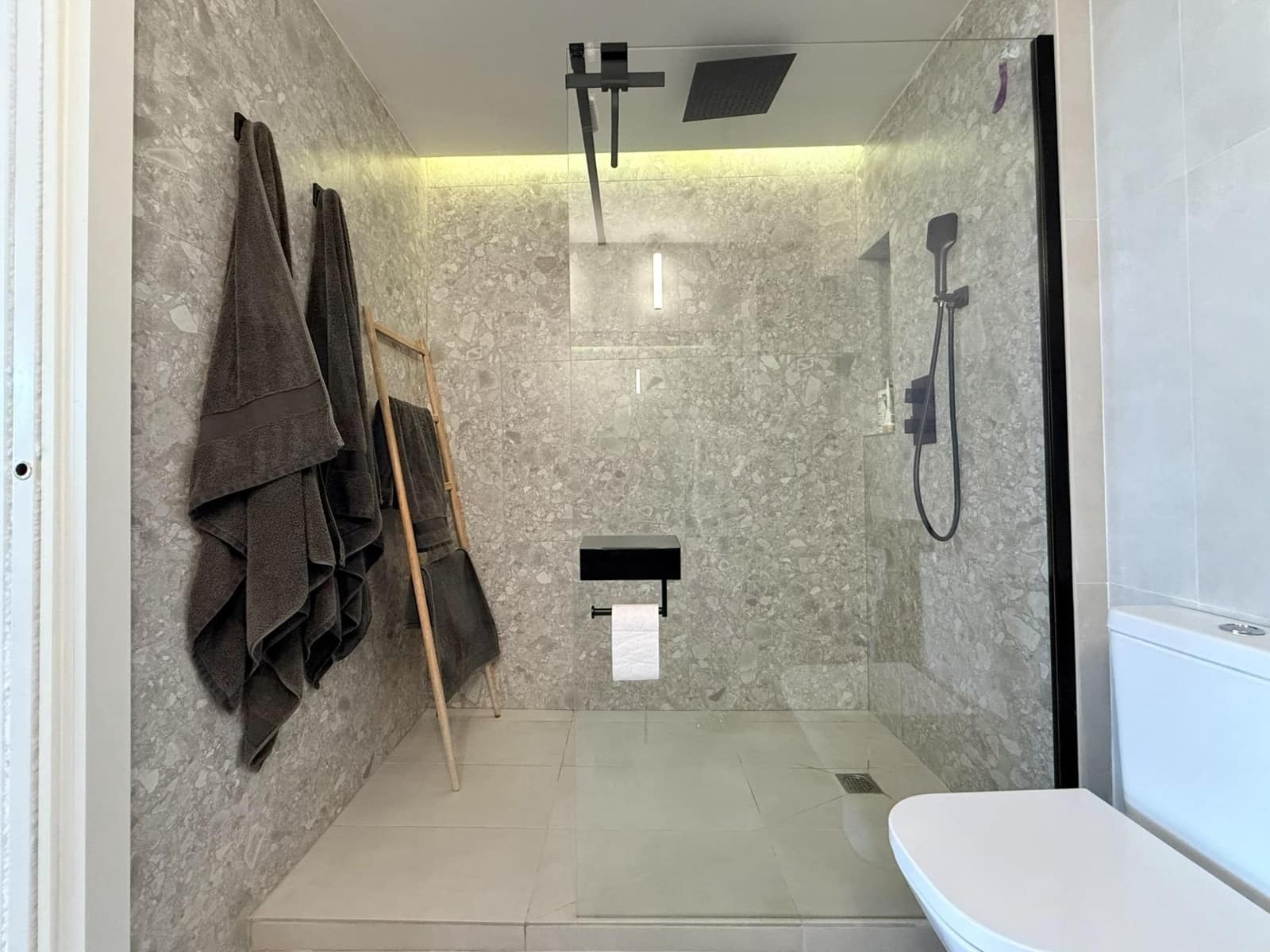 4 slaapkamer Flat te koop in Alicante stad met garage - € 590.000 (Ref: 10086248)